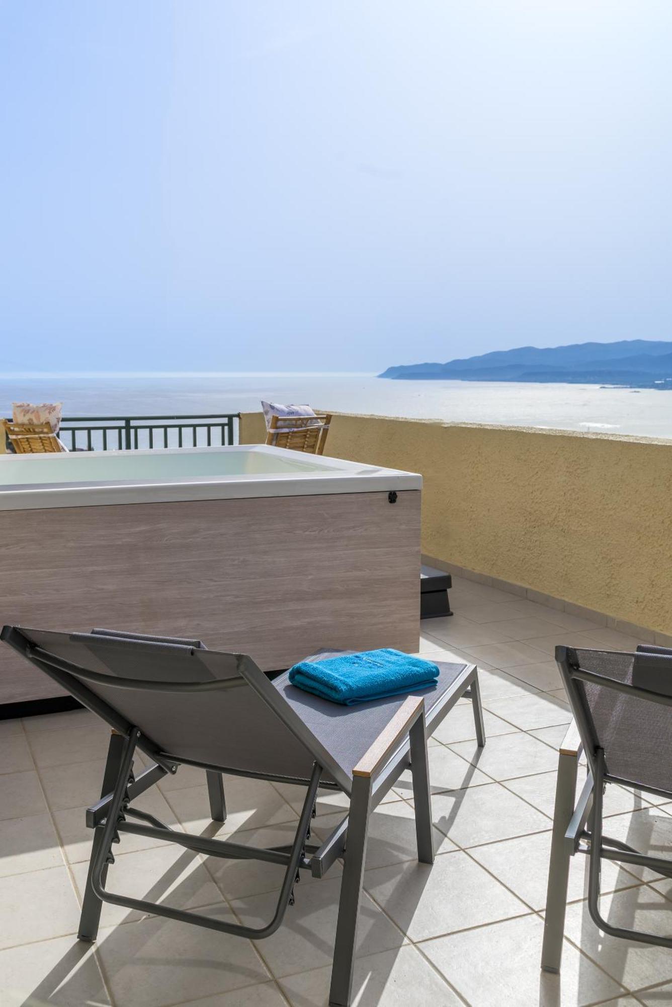 Blue Horizon Apartments Stalida Екстериор снимка